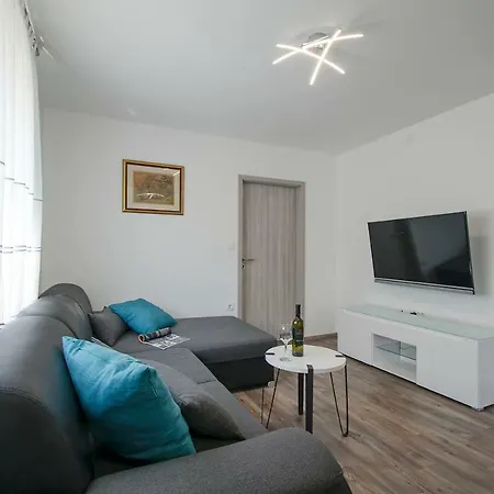 Apartment R&d *